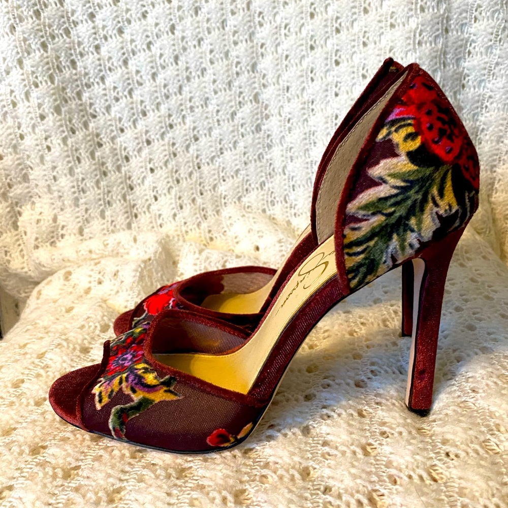 Beautiful velvet peep toe dressy heels